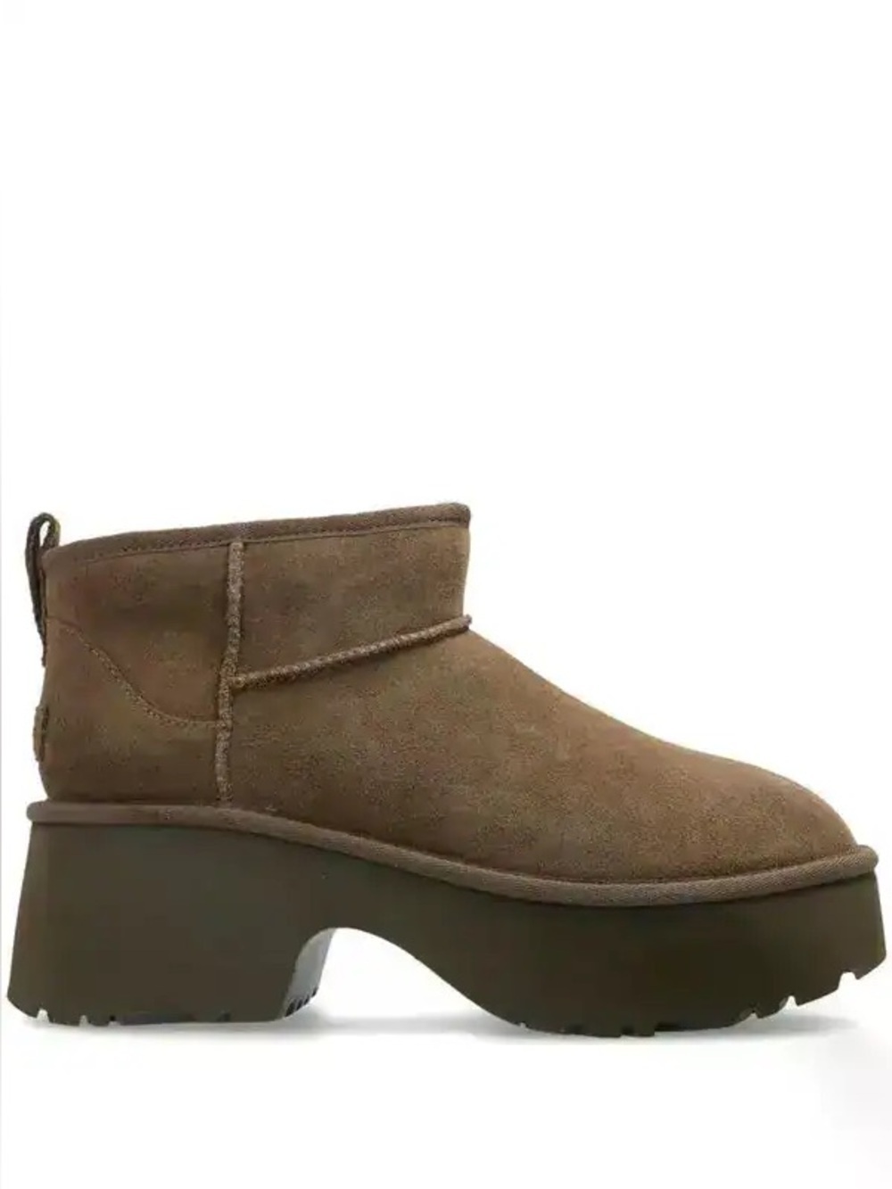 UGG
Classic Ultra Mini New Heights Boots